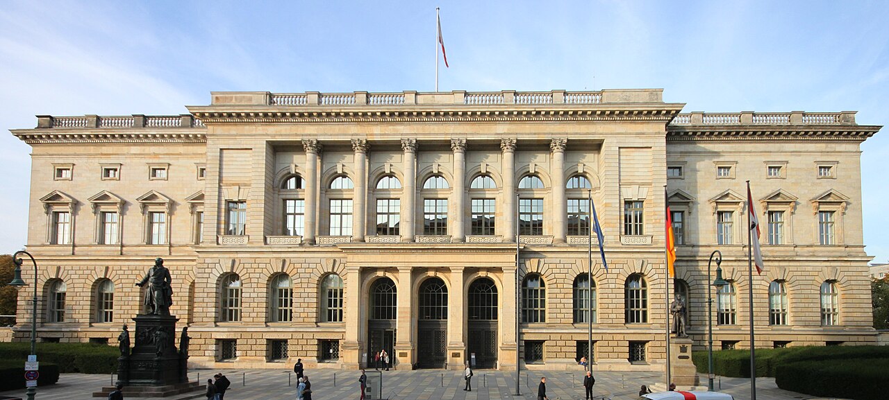 Das Abgeordnetenhaus von Berlin in der Niederkirchnerstraße, Sitz des Berliner Landesparlaments