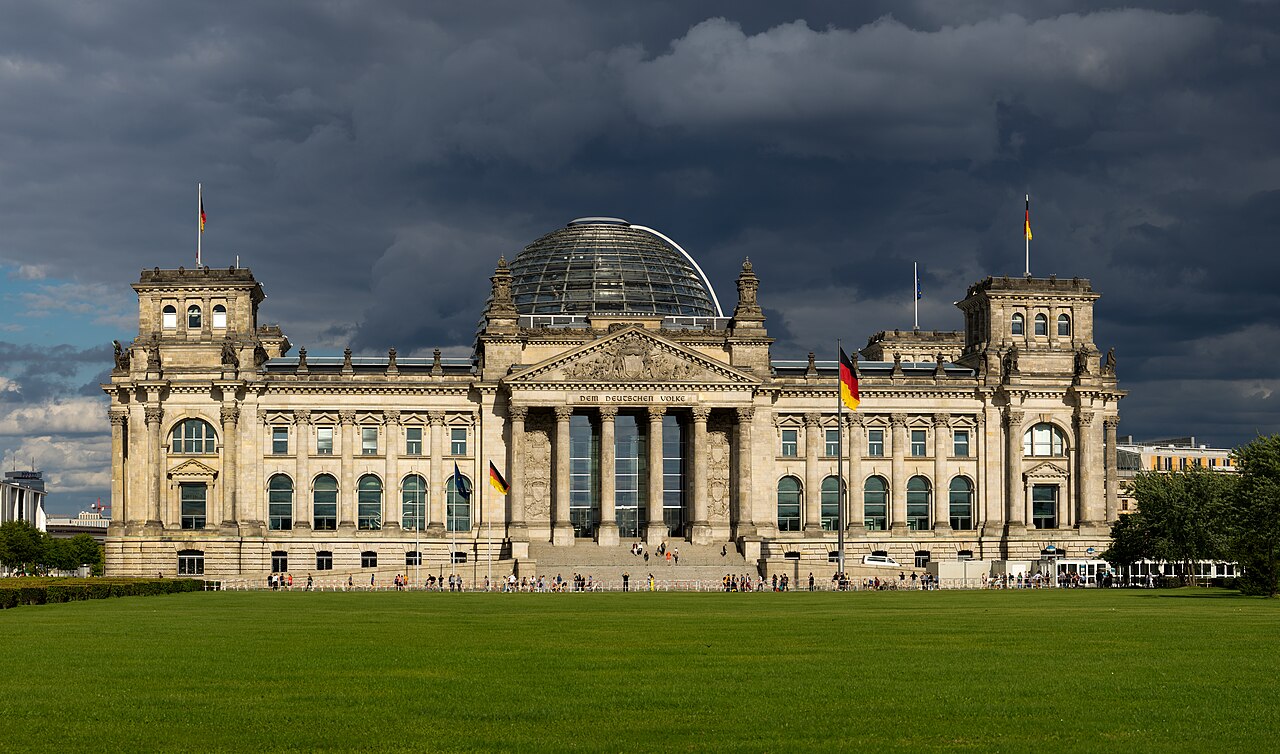 Das Reichstagsgebäude in Berlin, Sitz des Deutschen Bundestages