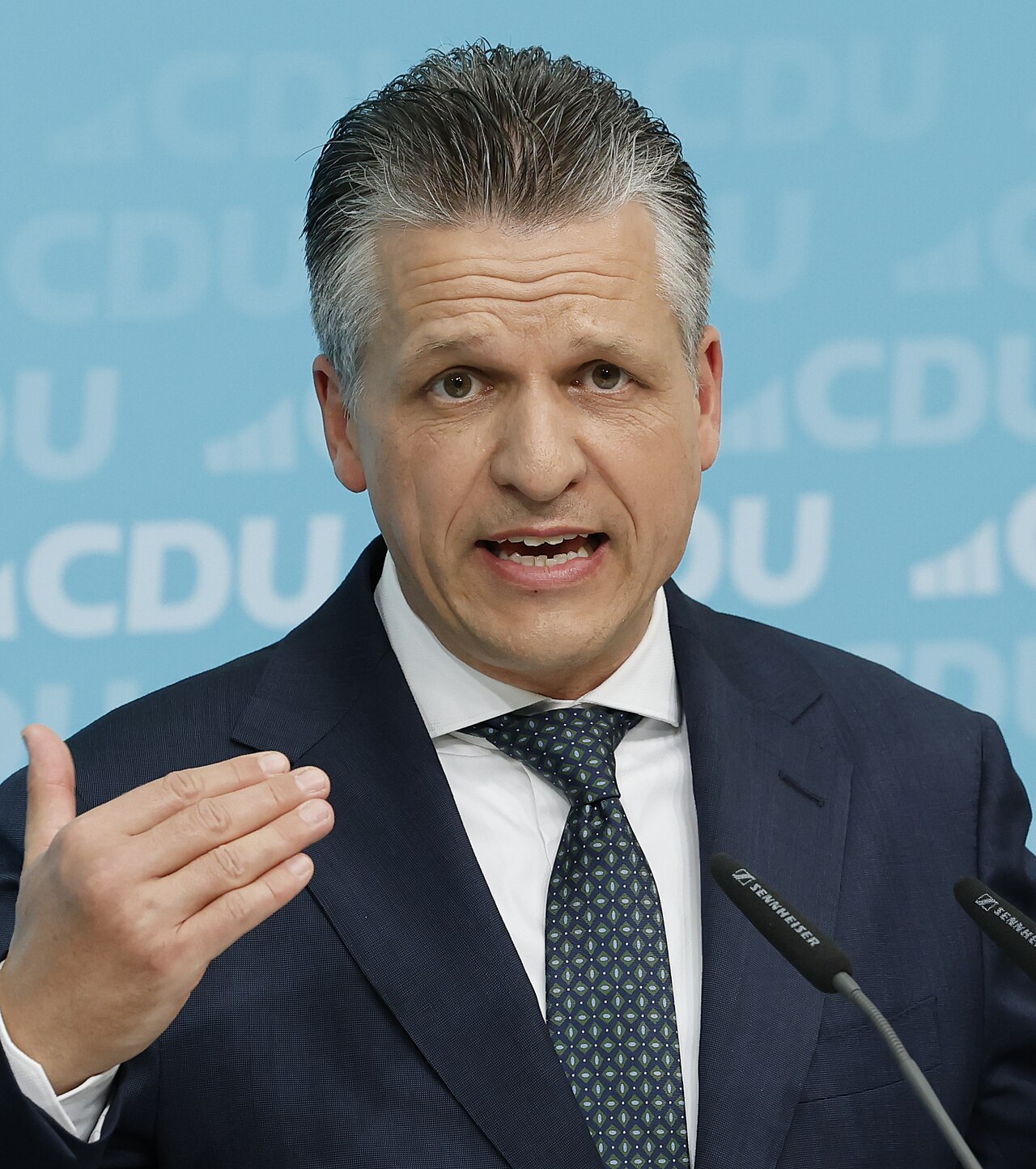 Thorsten Frei am Rande einer Pressekonferenz im Konrad-Adenauer-Haus in Berlin im November 2023.