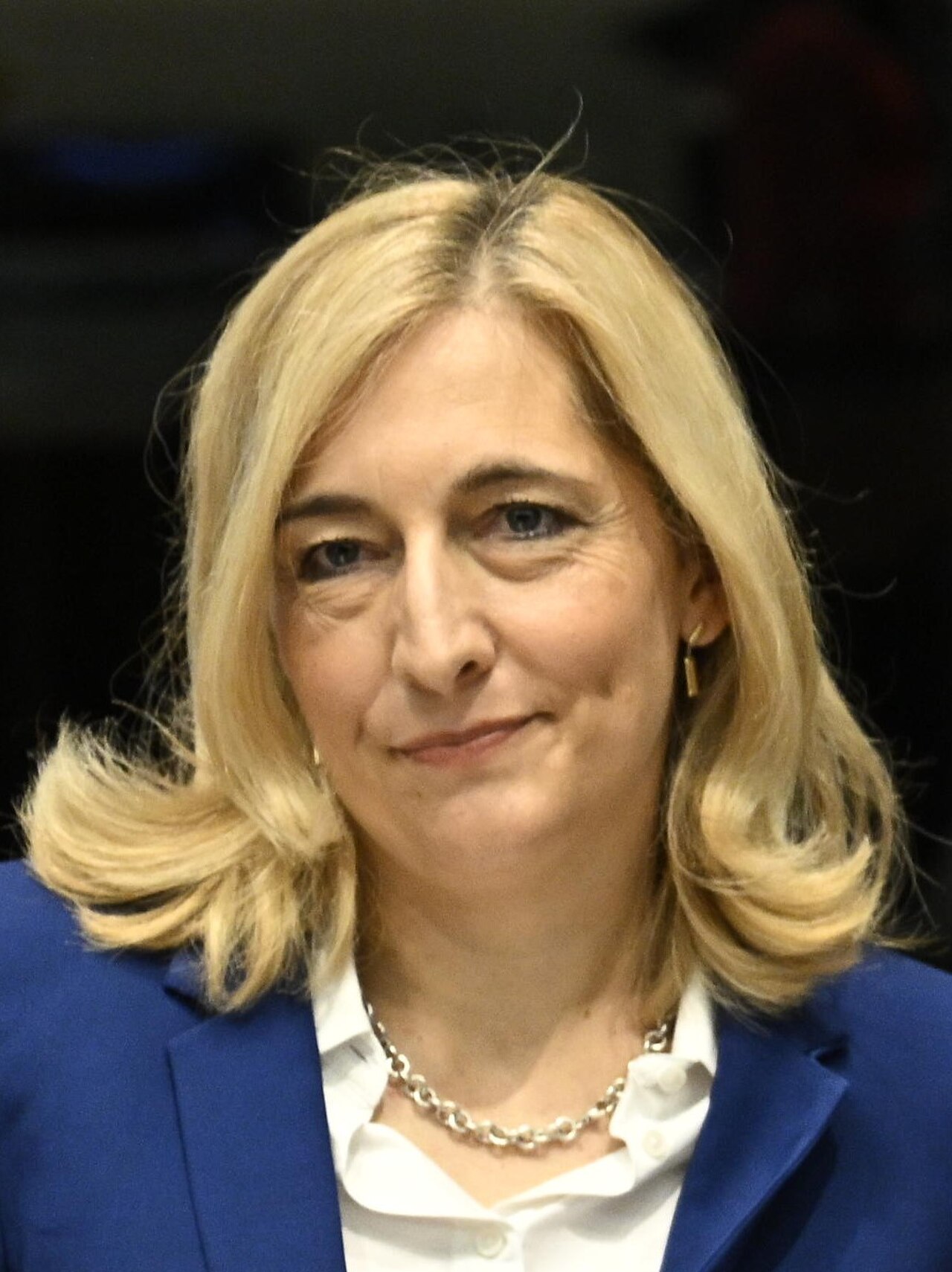 Nina Warken am Rand einer Sitzung des EU-Rats für Beschäftigung, Sozialpolitik, Gesundheit und Verbraucherschutz in Luxemburg.